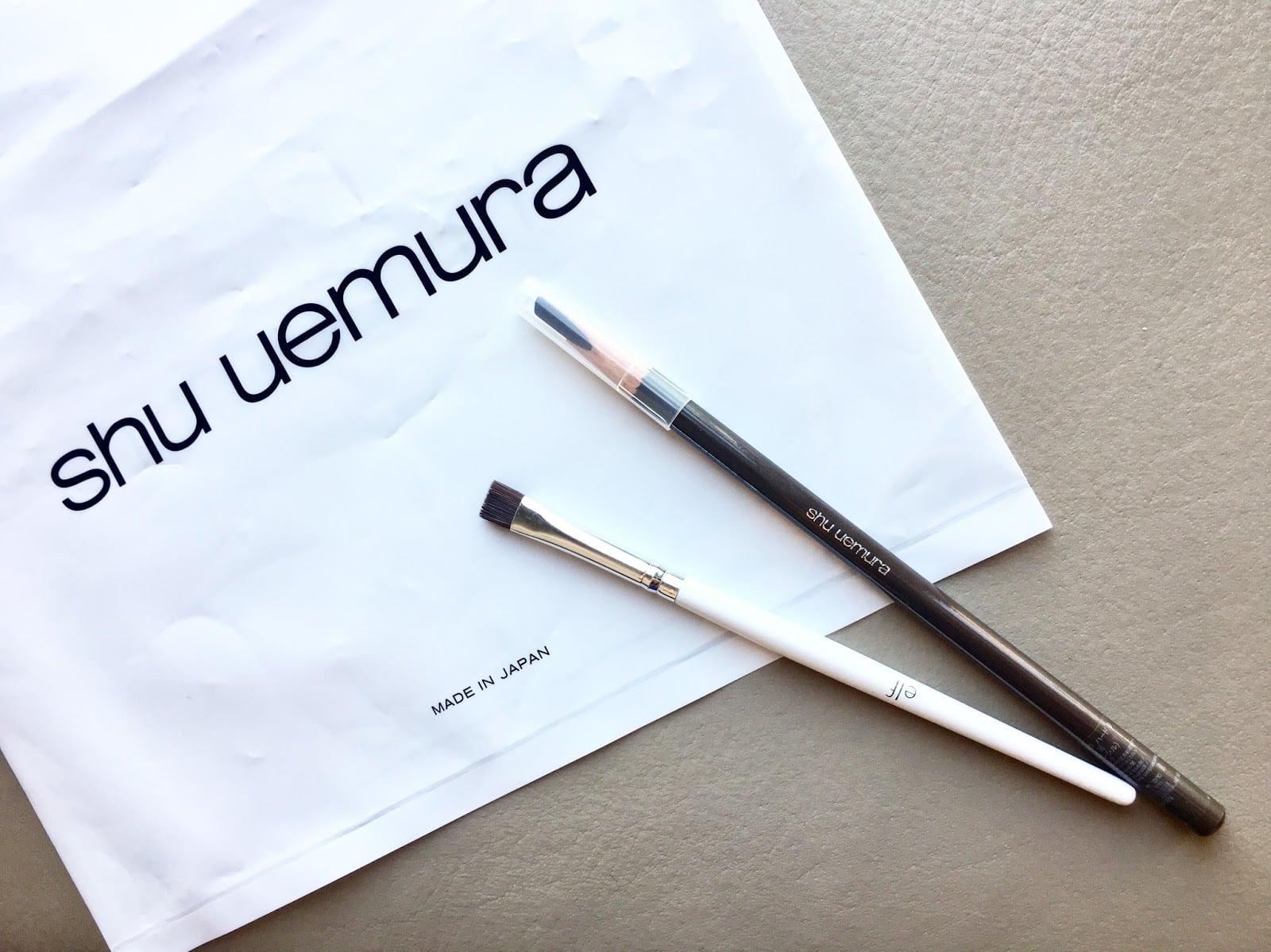 Hard-Formula-Eyebrow-Pencil-Shu-Uemura