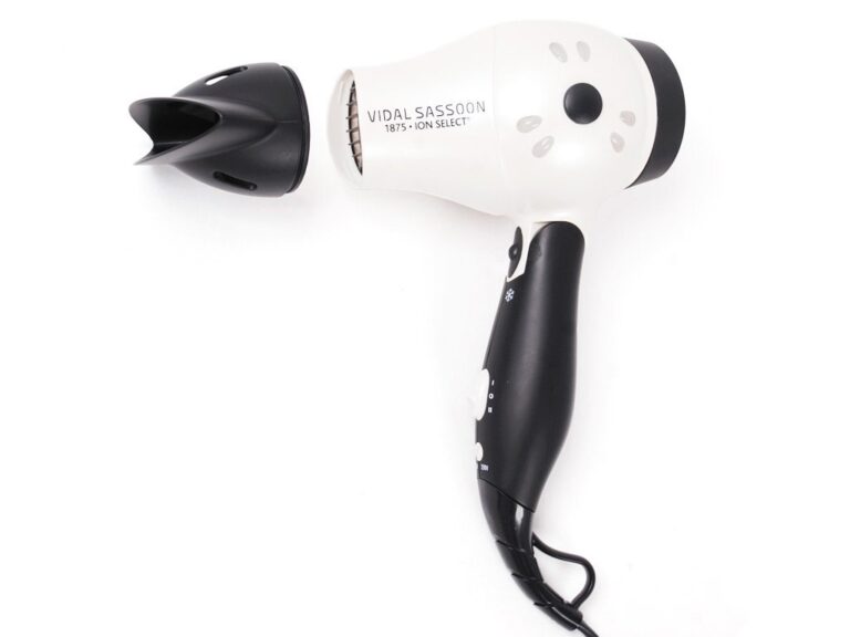 10 Merk Hair Dryer yang Bagus dan Awet